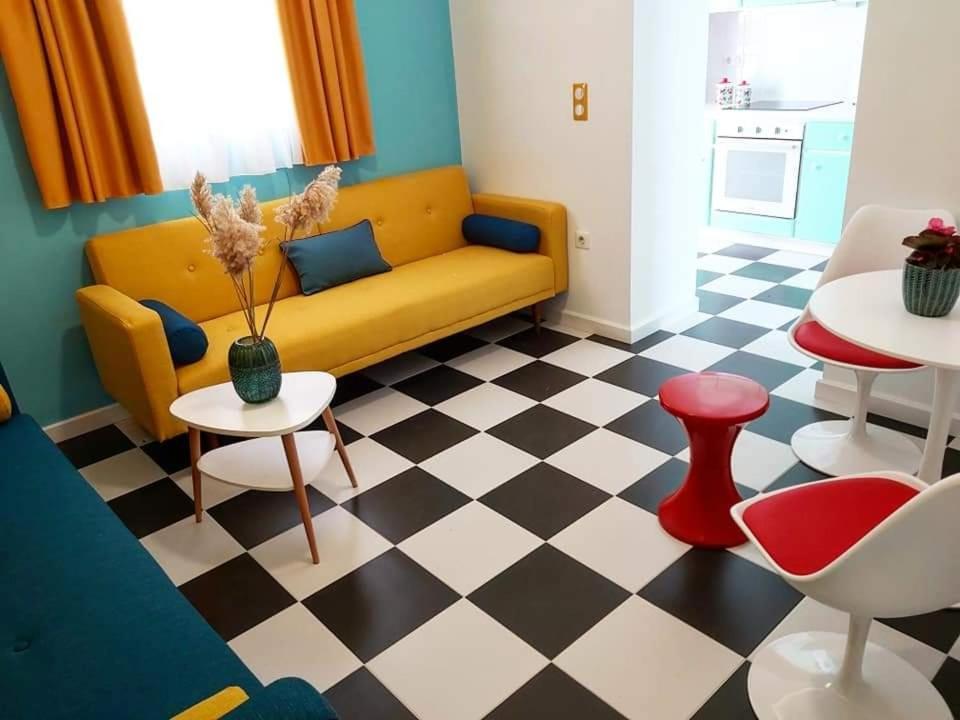 Nostalgia Retro Suites Naxos City Kültér fotó