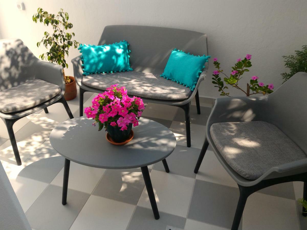 Nostalgia Retro Suites Naxos City Kültér fotó